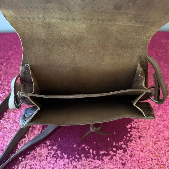 🍄‍🟫VINTAGE 70s Boho Cognac Genuine Leather Satchel Bag - Picture 4 of 8